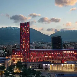 فندق Marriott, تيرانا